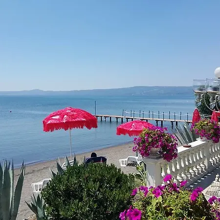 Lido - Beach&palace 4* Bolsena