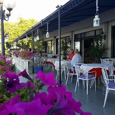 Lido - Beach&palace Bolsena